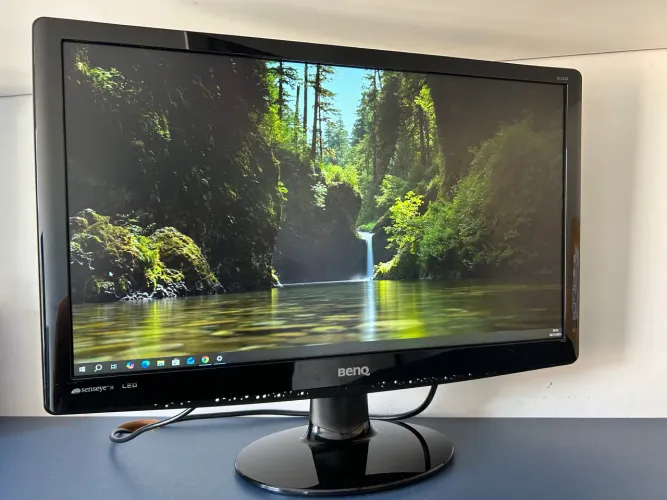 Monitor Benq 22 polegadas full hd VGA