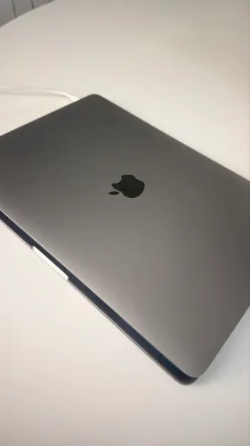 MacBook Pro 13 (2017)