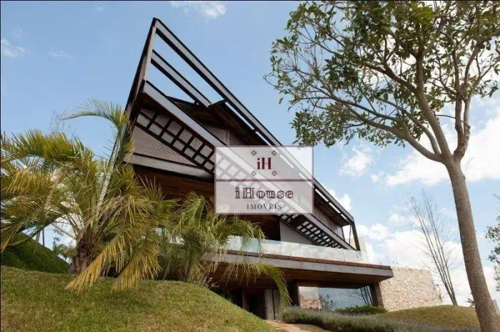 Casa a venda no Vale dos Cristais-Nova Lima