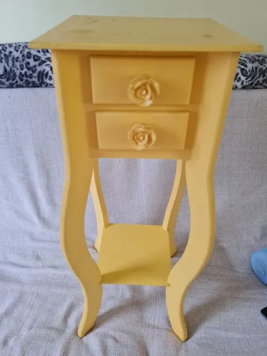 Mesinha de cabeceira - retirar no local