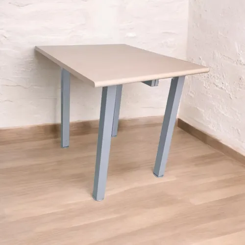 Mesa quadrada estrutura de ferro super resistente! Bortolini
