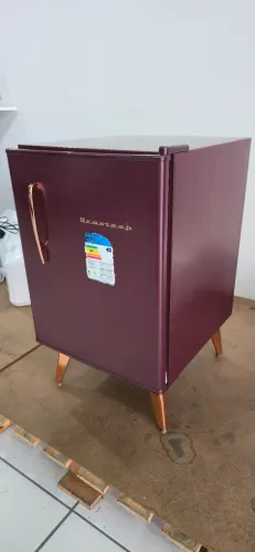 Frigobar Brastemp Retrô Compacto 76 Litros Berinjela BRA08BG Marsala Wine Vintage 110V