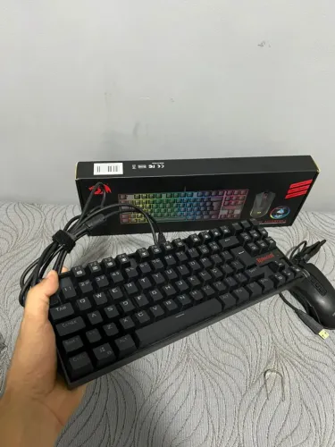 Kit gamer: Teclado e Mouse Redragon S118