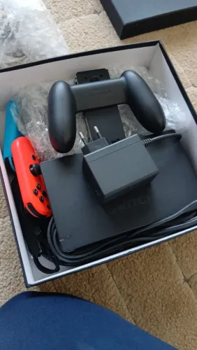 Nintendo switch + tablet lenovo 64gb