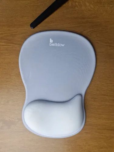 Mousepad com descanso de pulso