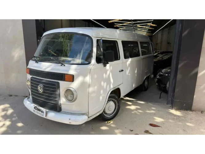 Volkswagen Kombi Standard 1.4 MI Total Flex 8V 2012