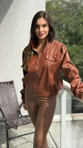 Jaquetas e calcas couro fake novas plus size