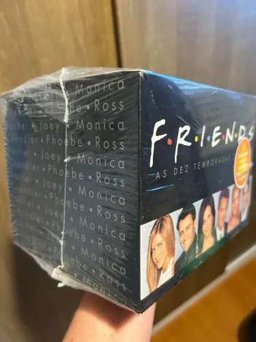 Vendo Box DVDs Friends LACRADO