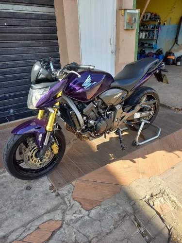 Vende-se, hornet 600f 2010