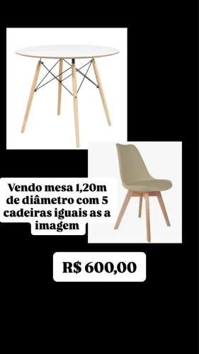 Mesa com 5 cadeiras