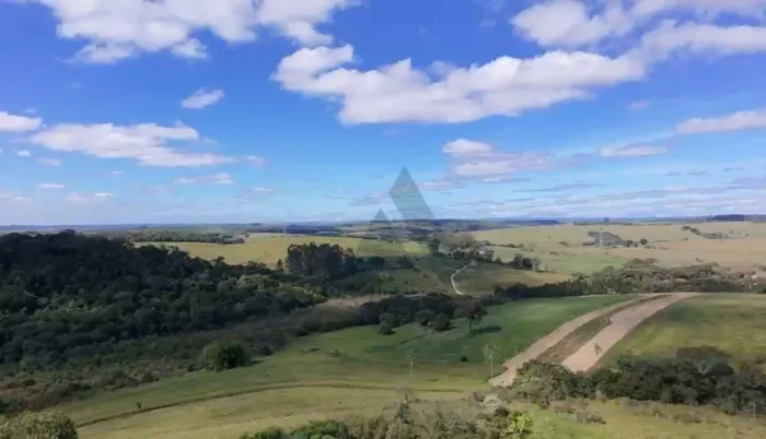 Sítio à venda, 480000 m² - Camapuã - Sarapuí/SP