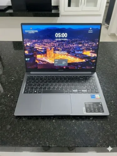 Notebook Samsung Galaxy Book 4 I5