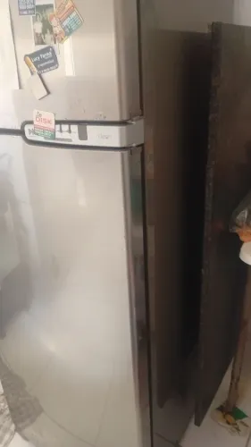 Geladeira Brastemp  valor negociável F 83 9  * paty