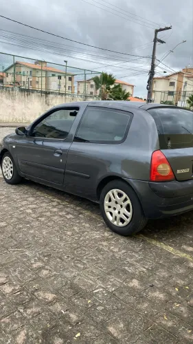 Renault Clio Authentique 1.0 8V 3P 2004