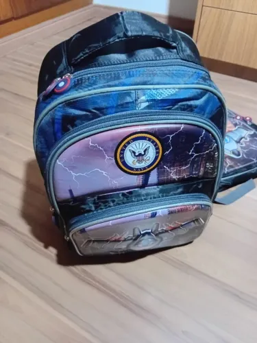 Mochila Escolar - NOVAAAA!!! Com detalhes em 3D