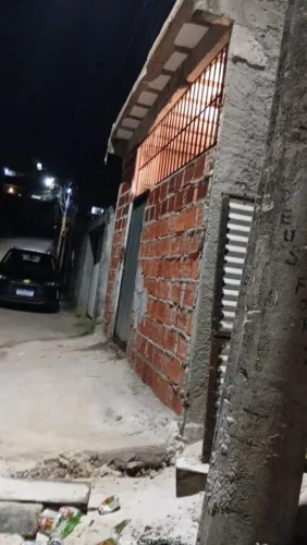 Vendo uma casa padrão kit net