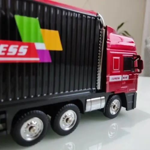 Caixa de Som Caminhão Vermelho Preto + Faço Entrega