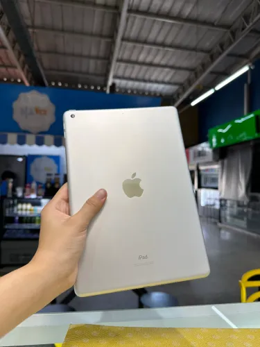 *iPad 9 64Gb 100% - Garantia - Loja física