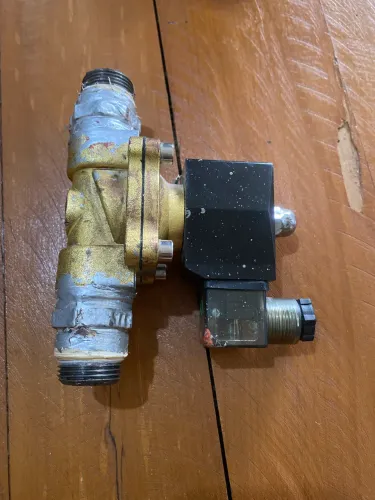 Válvula solenoide 