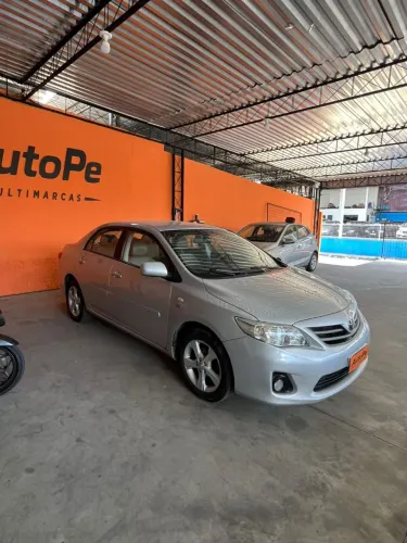 Toyota Corolla GLI 1.8 Flex 16V Mec. 2013