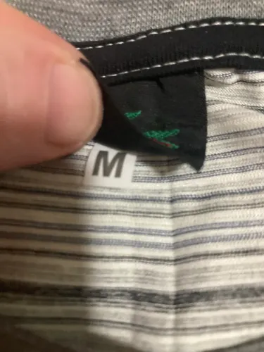 Camiseta Lacoste Original Listrada - Tamanho M (Semi-nova)