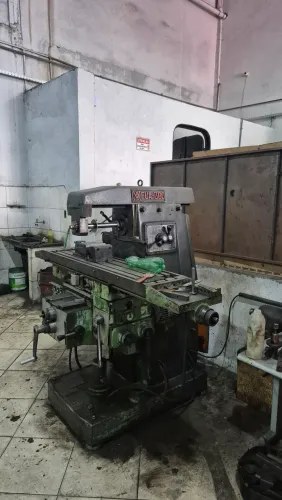 Fresadora Universal Zema FUA 300 *