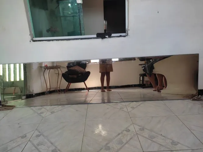Vende-se Espelho