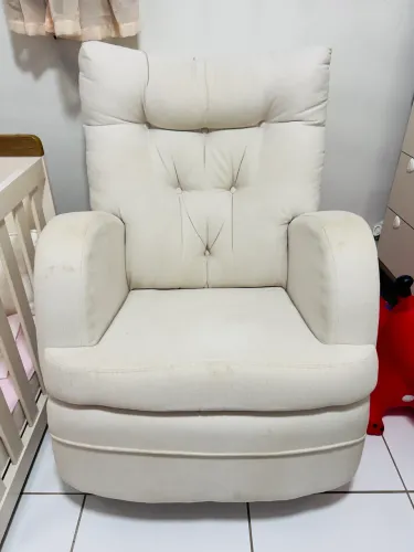 Poltrona de Amamentação com pulf