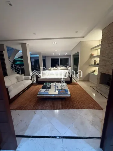 Casa para locação no Residencial Tamboré 3 em Santana de Parnaíba - SP