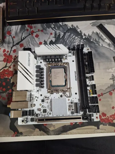 Placa Mãe B760I Jginyue Gaming LGA 1700 LGA1700 Intel DDR4 i3 i5 i7 i9 Wifi