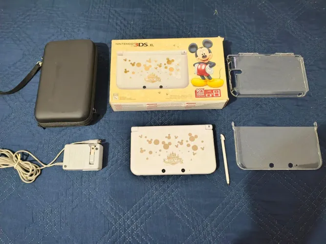 NINTENDO 3DS XL EDIÇÃO DISNEY MAGICAL WORLD DESBLOQUEADO