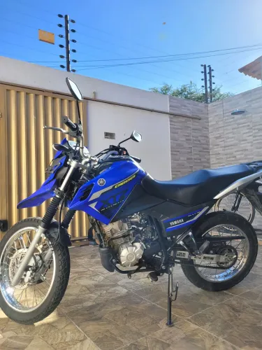 Vende-se moto CROSSER 2025