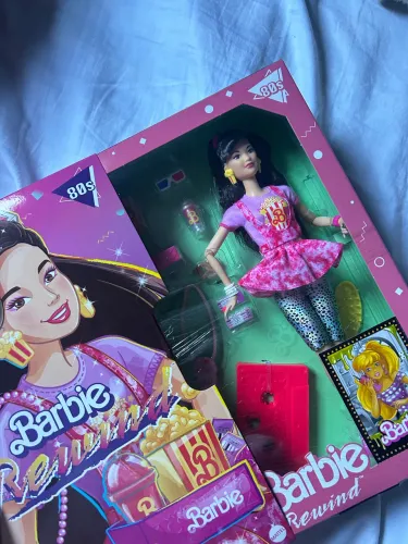 Barbie Rewind Noite de Cinema