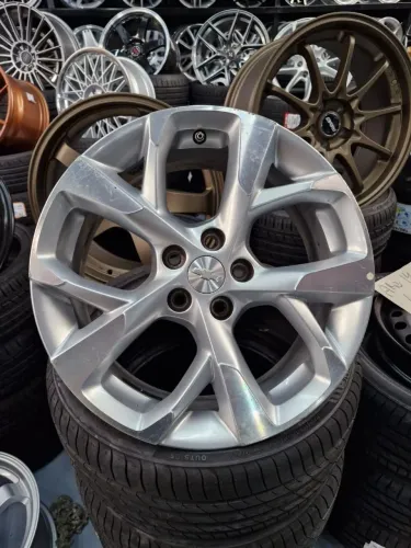 Jogo de rodas nova montana aro 17 5x105 originais