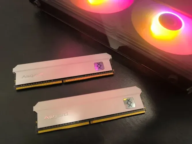 MEMORIA RAM DDR4 16 GB 3600 MHZ CL17 UDIMM DESKTOP (2X8)