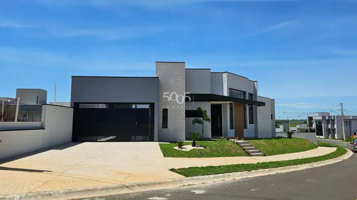 Casa em condomínio térrea à venda no condomínio Lagos D´Icaraí em Salto, 3 dormitórios, te