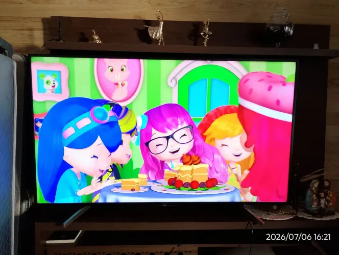 Tv Sony 65 polegadas em ótimo estado .