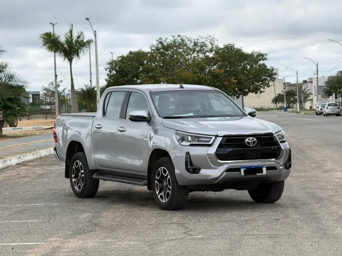 Toyota Hilux CD SRX 4X4 2.8 TDI 16V Diesel Aut. 2016