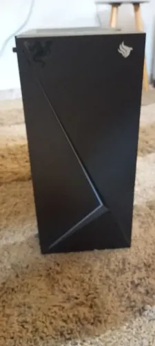 Gabinete Gamer Pichau Komor + Water Cooler Aigo de 120mm