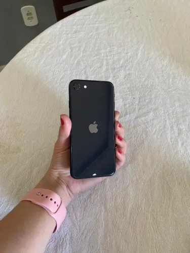 iPhone SE 2º geração 64GB