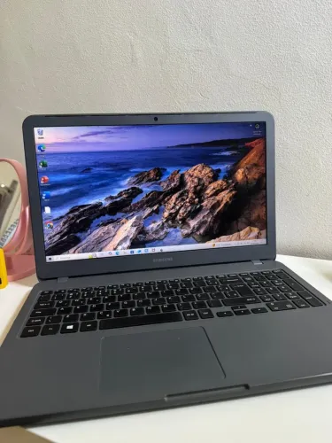 Notebook Samsung Essentials NP350