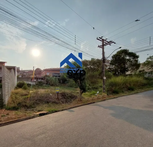 Terreno 250m² próximo ao Centro em Bom Jesus dos Perdões - SP