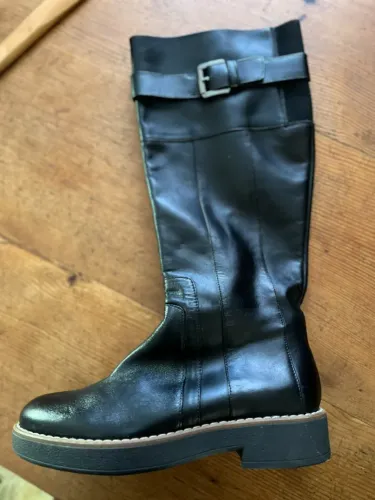 Bota Feminina Geox Couro Legítimo Tam 37 (Importada Alemanha)