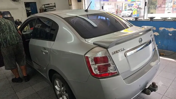 Nissan Sentra S 2.0/ 2.0 Flex Fuel 16V Aut. 2011