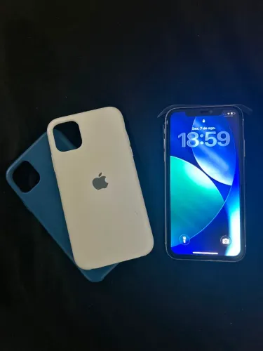 iPhone 11 128GB - Bateria 100% - Impecável