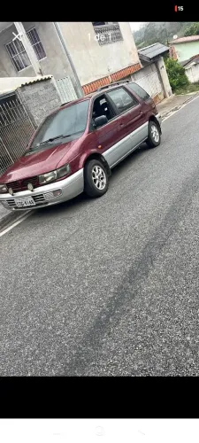 Mitsubishi Space Wagon/ Glxi 2.4 1996