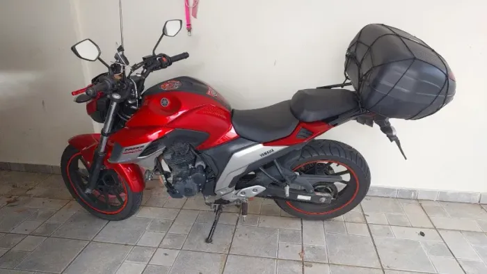 VENDO LINDA FAZER 250 VERMELHA
