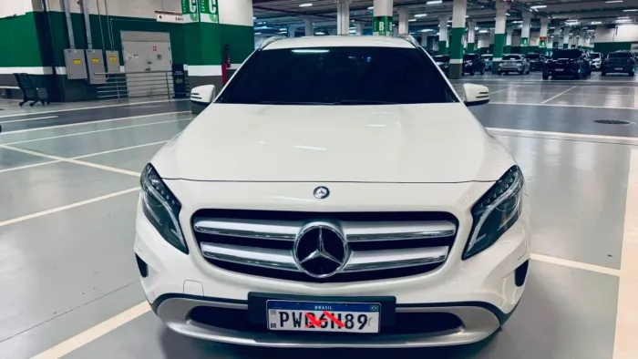 Mercedes-Benz GLA 200 Adv. 1.6/1.6 TB 16V Flex Aut. 2015