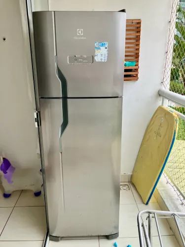 Electrolux duplex Frost Free DFX41, com defeito