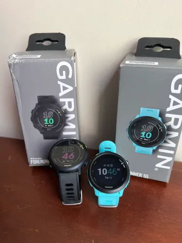 Garmin Forerunner 55 - preto e verde
